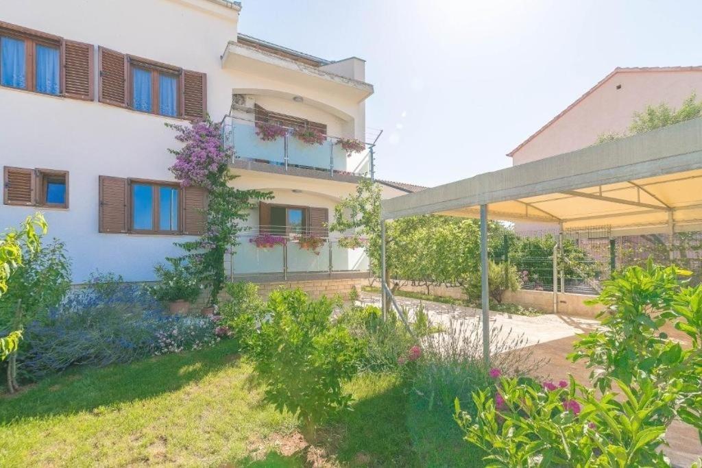 With A Parking Space Biograd Na Moru, Biograd - 23766 Apartment *